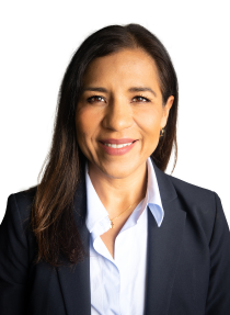 ELT Headshots Veronica