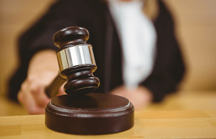 https://cdn2.hubspot.net/hubfs/4638111/images/legal-industry.png