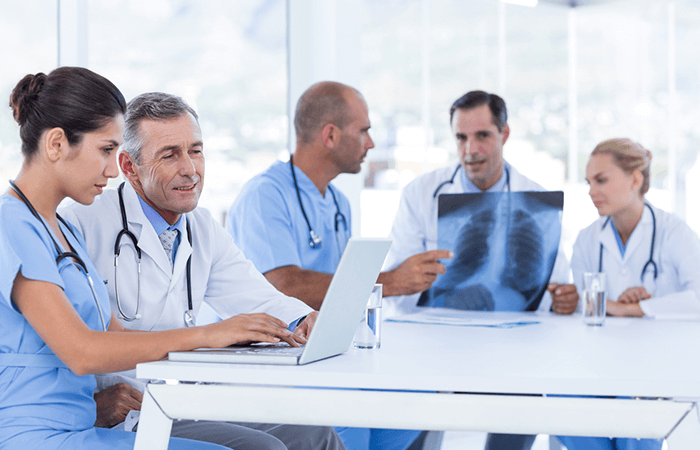 https://cdn2.hubspot.net/hubfs/4638111/images/pharma-industry.png